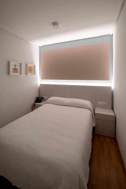 Hotel Alkazar บาเลนเซีย ภายนอก รูปภาพ