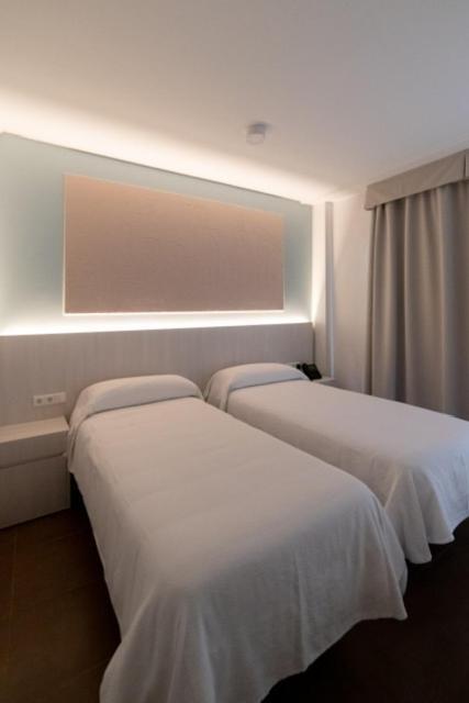 Hotel Alkazar บาเลนเซีย ภายนอก รูปภาพ