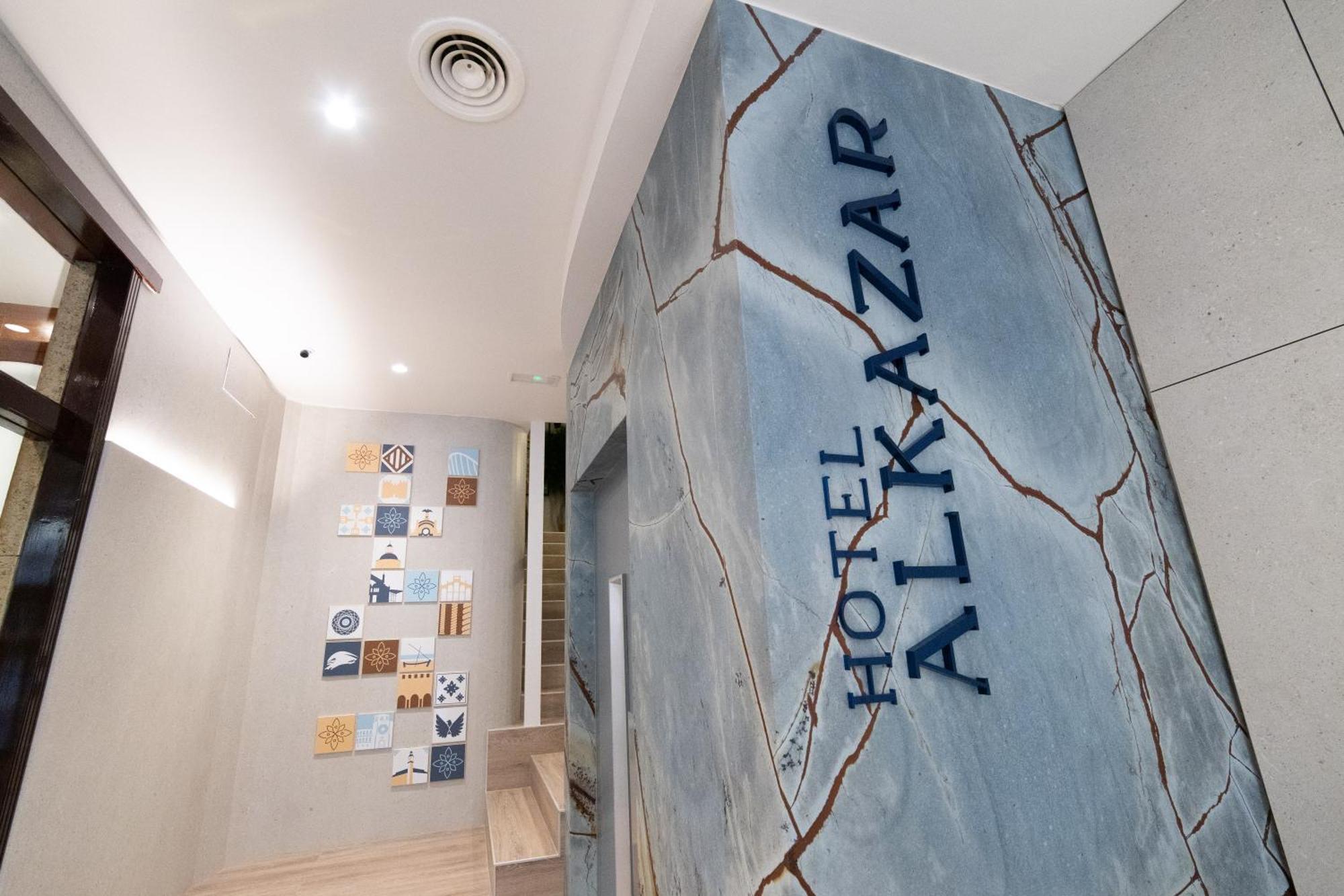 Hotel Alkazar บาเลนเซีย ภายนอก รูปภาพ