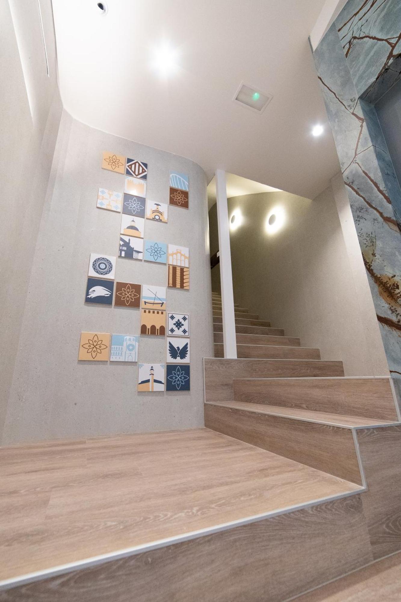 Hotel Alkazar บาเลนเซีย ภายนอก รูปภาพ